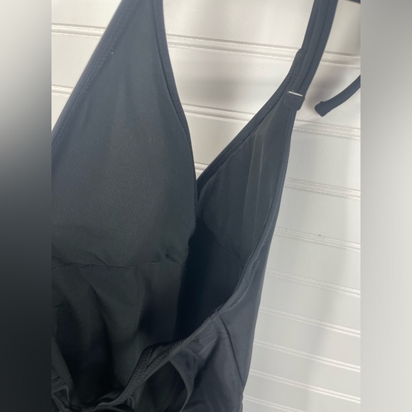 Aerie Black Full Coverage One Piece Padded Halter Neck Swimsuit S Women’s EUC - Picture 4 of 11